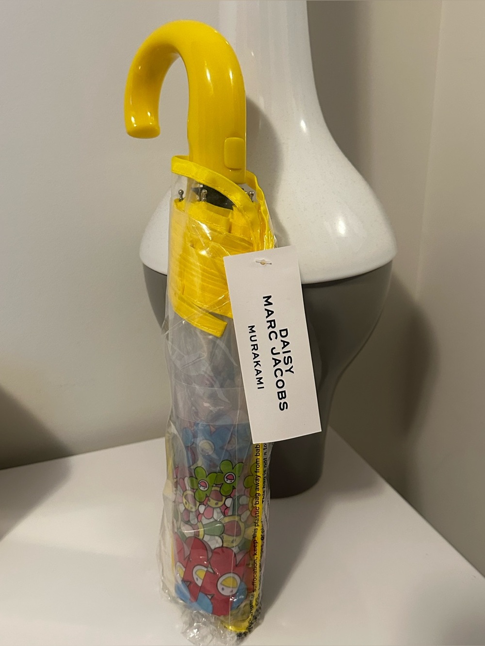 Marc Jacobs Daisy Parfums
Colab Takashi Murakami Umbrella Floral Yellow
NWT